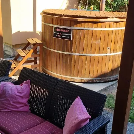 דירה Leila Apartmanhaz